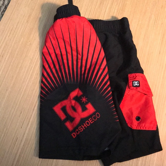 Boys red and black DCshoes swimming trunks - Picture 4 of 5